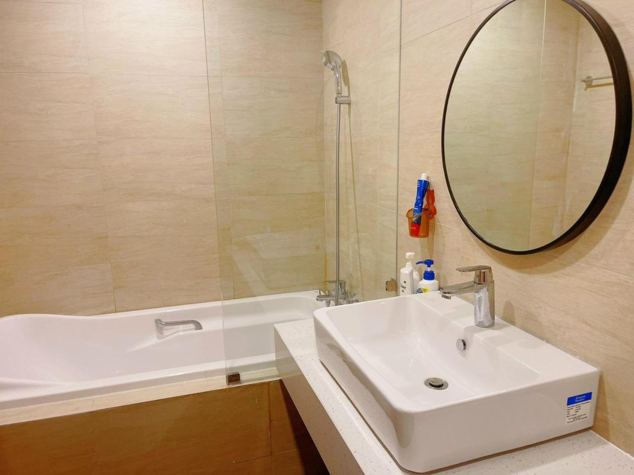 Chien Apartment- Flc Sea Tower-퀴논 외부 사진